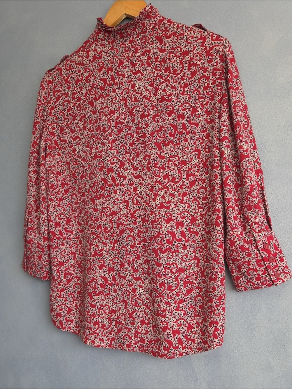 BA&SH CATTY THREE-QUARTER SLEEVE RED, PINK BLACK, CREAM PRINT FLORAL SHIRT, US 4 - Picture 3 of 7